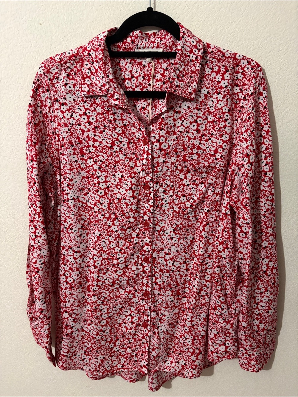 NWT Beach Lunch lounge Size Large floral buttoned top Made in India 100% Viscose